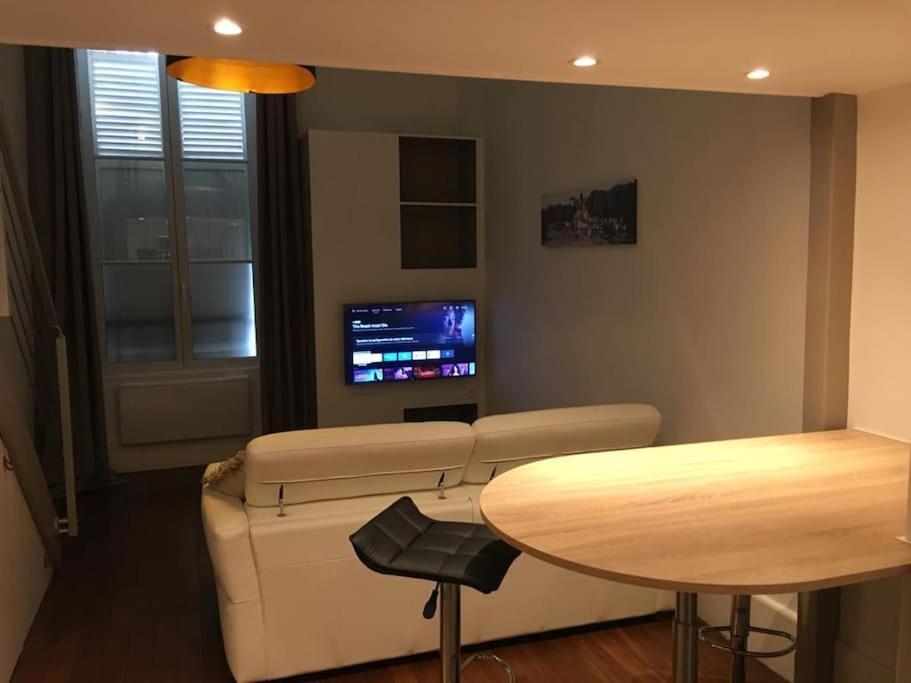 Hyper Centre Orleans : Appartement De Charme Exterior foto